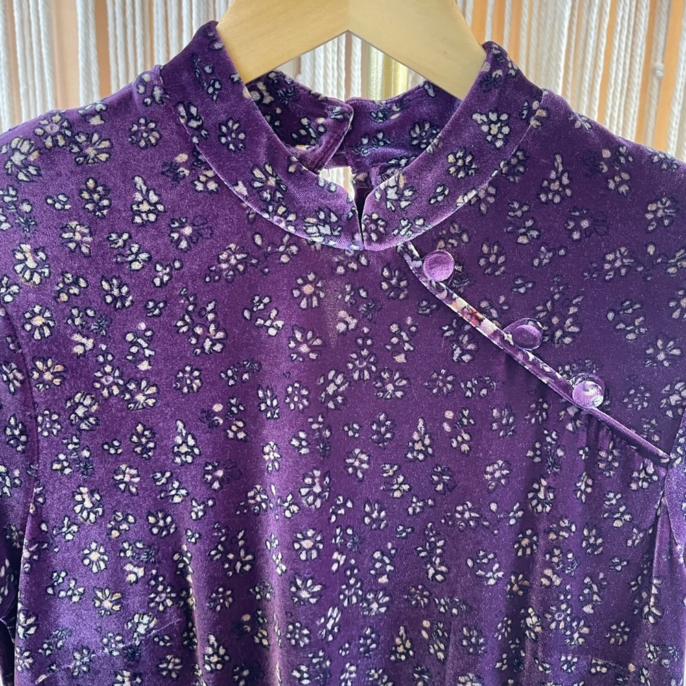 vintage purple velvet cheongsam/qipao w classic mandarin collar & short sleeves - Picture 9 of 16
